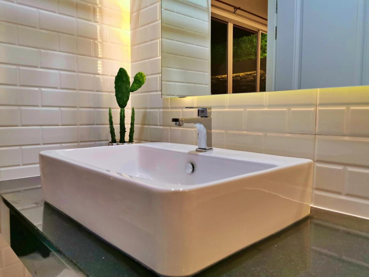 The Apex Private Pool
